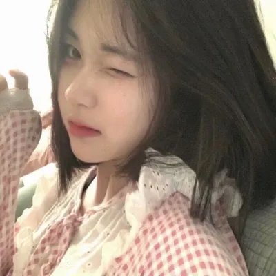 有些女孩这样做